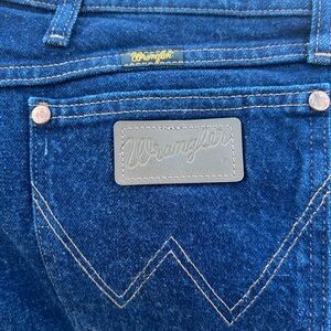 Wrangler Men's Deep Blue Denim Jeans